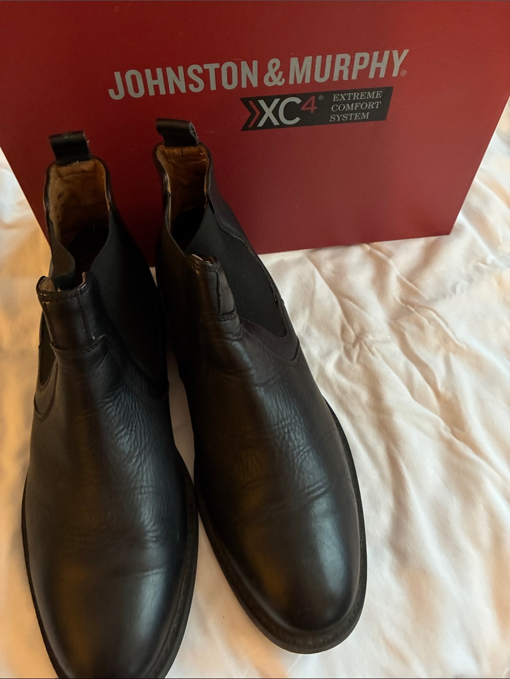 Johnston & Murphy Black Leather Chukka Boot - Pull Tab Chelsea Style